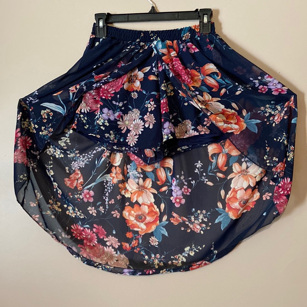 Girls Floral Skort-Skirt/Shorts -size L EUC